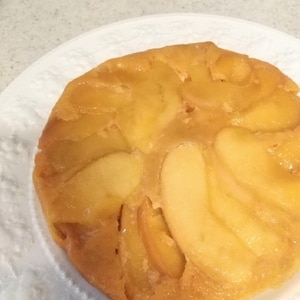 りんごのアップサイドダウンケーキ